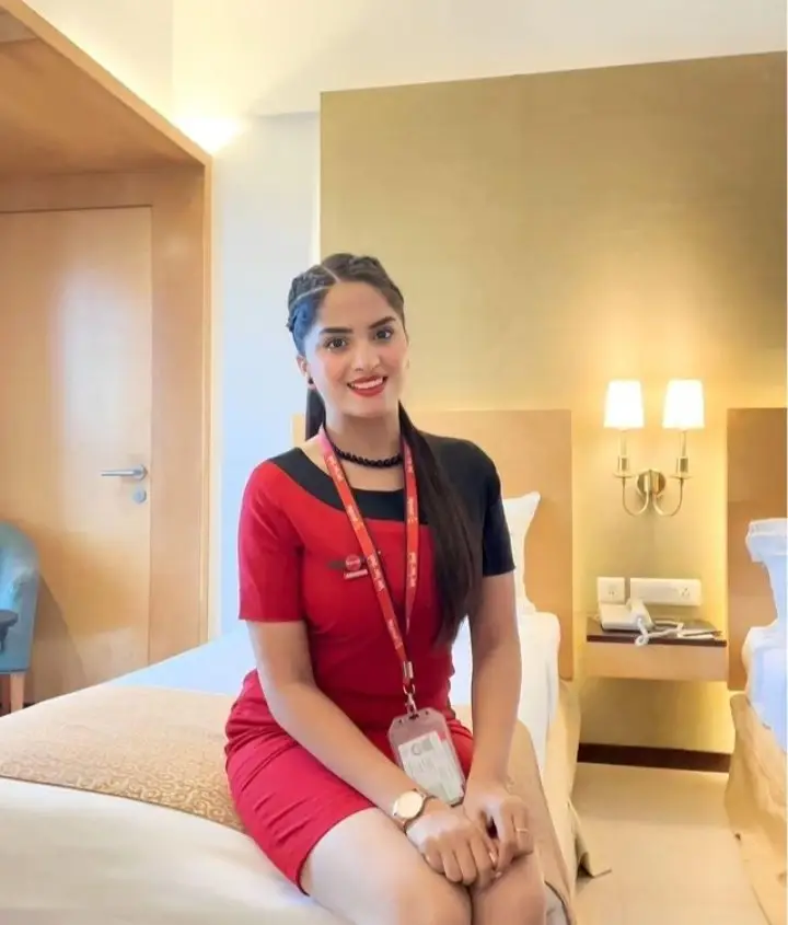 Aarti airhostess