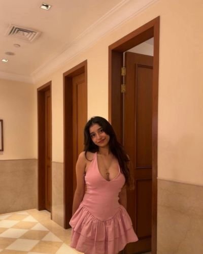 busty independent girl
