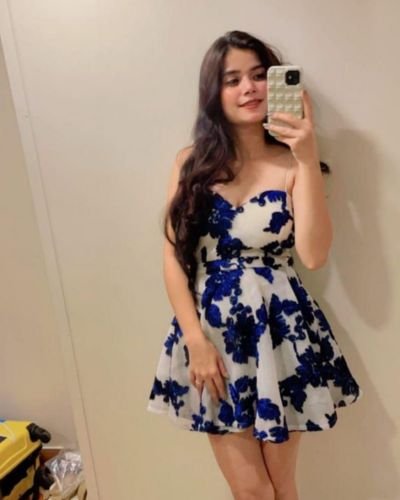 fashion model escort